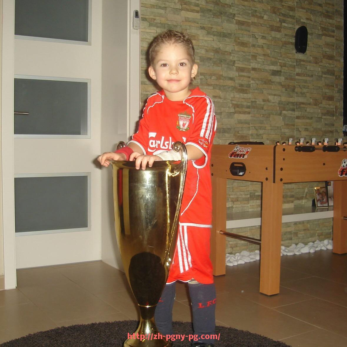 pg电子在线官网-德甲所有球队绰号大全集:球迷文化与历史渊源一次看懂